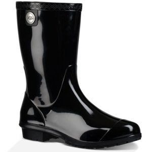 UGG Sienna Rain Boot size 8